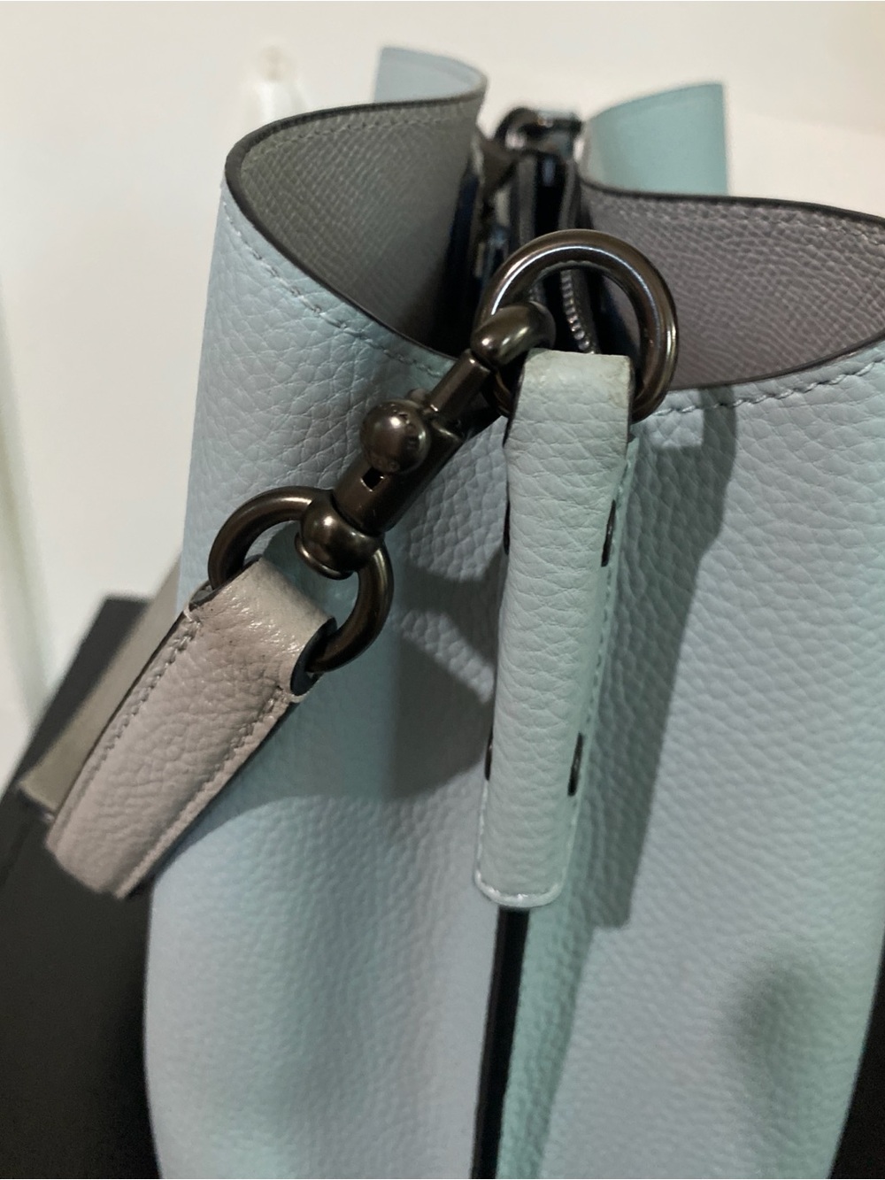 Coach Willow Bucket Bag - Picture 13 of 13